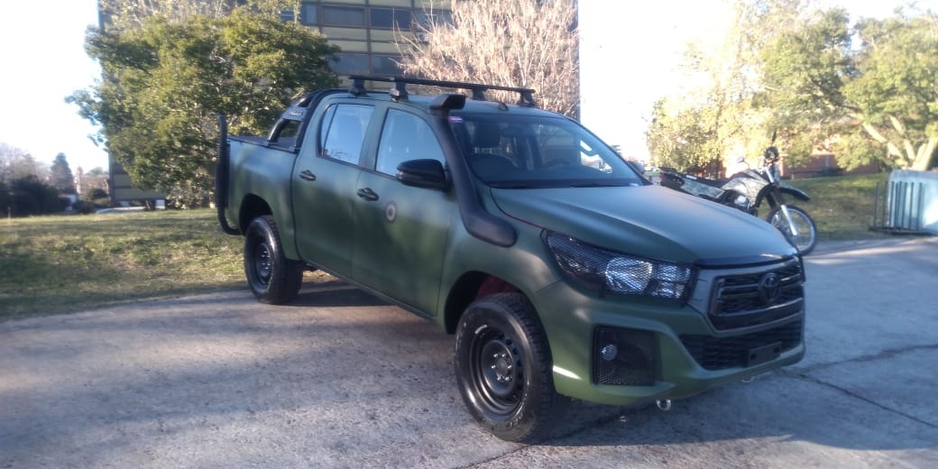Hilux Militar