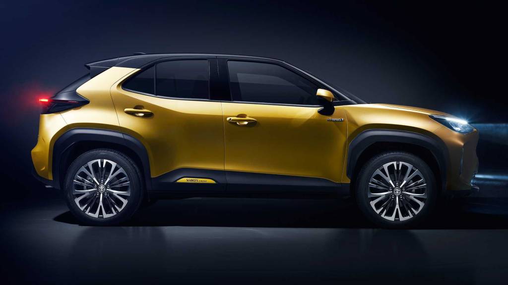 Toyota Yaris Cross Suv 3