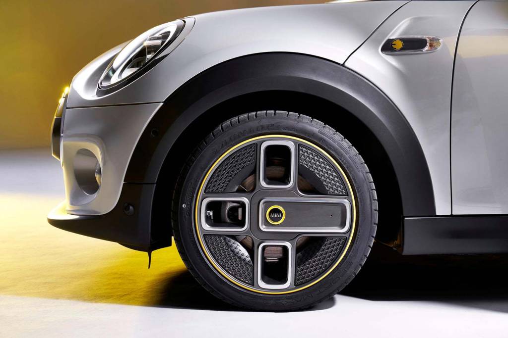 Mini Cooper Roda Corona