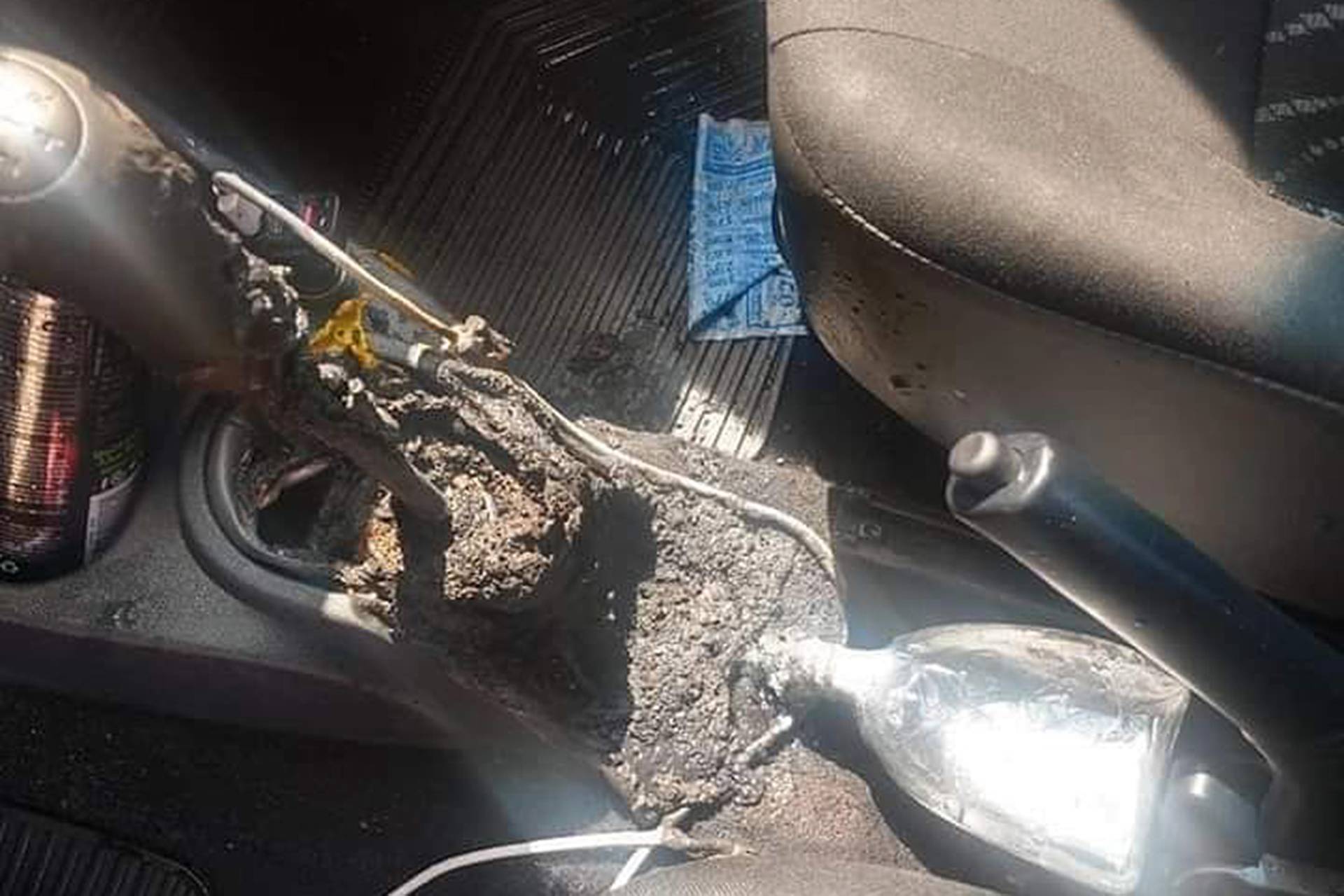 Carro Queimado C3a1lcool Em Gel