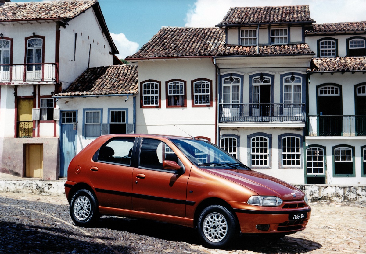 Fiat Palio 16v 3 Door 6
