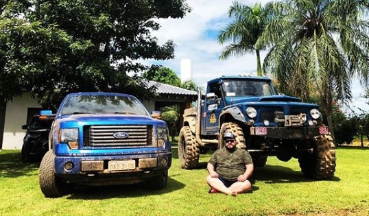 César Menotti e seus Carros