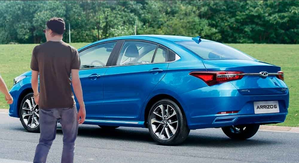 Caoa Chery Arrizo6 de traseira