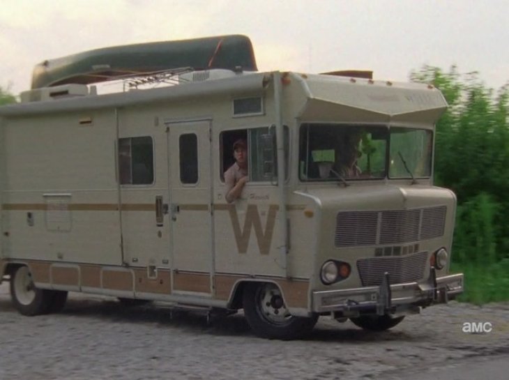 The Walking Dead - Winnebago Chieftain 1973