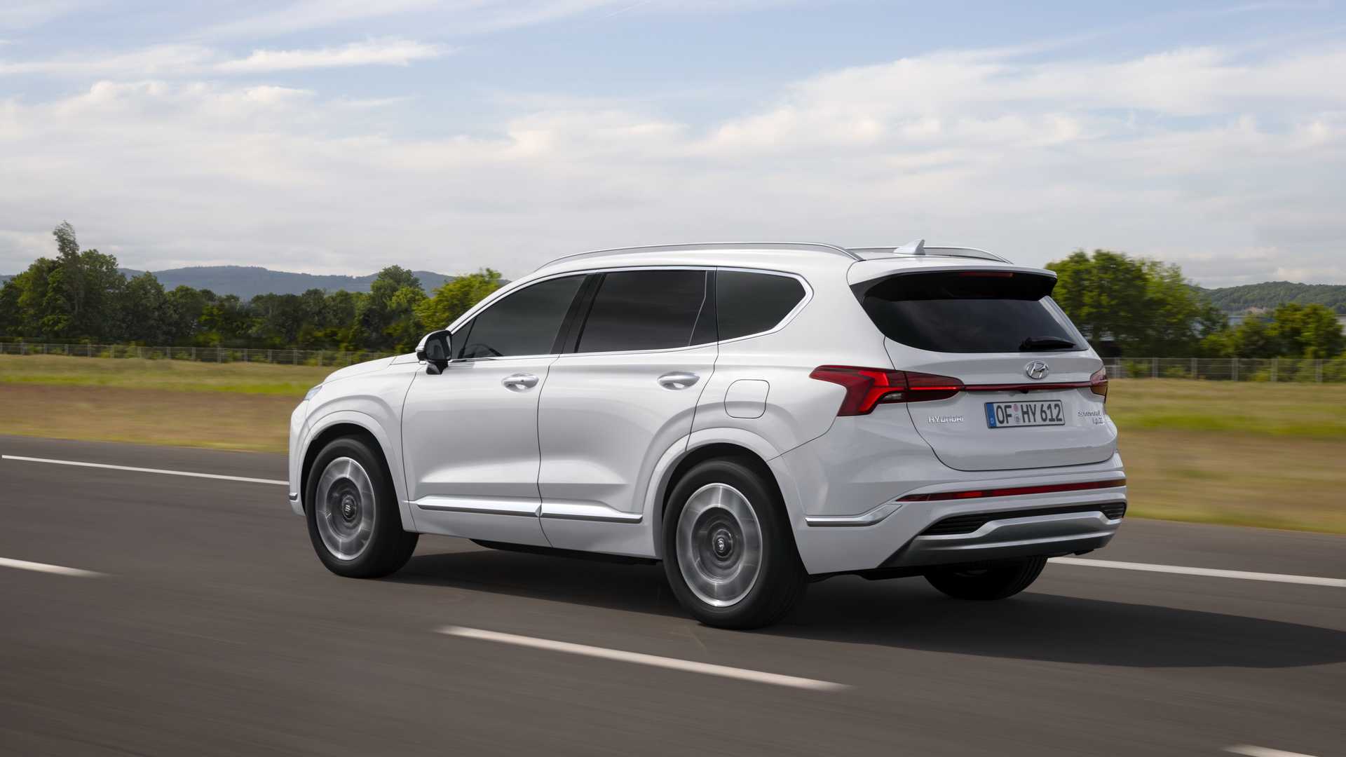Hyundai Santa Fe 2021 Traseira