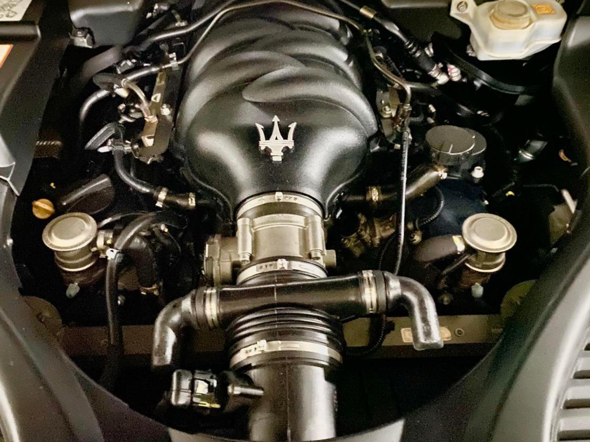 Maserati Quattroporte 4.2 Executive V8 32v Gasolina 4p Automatico Wmimagem22411128963