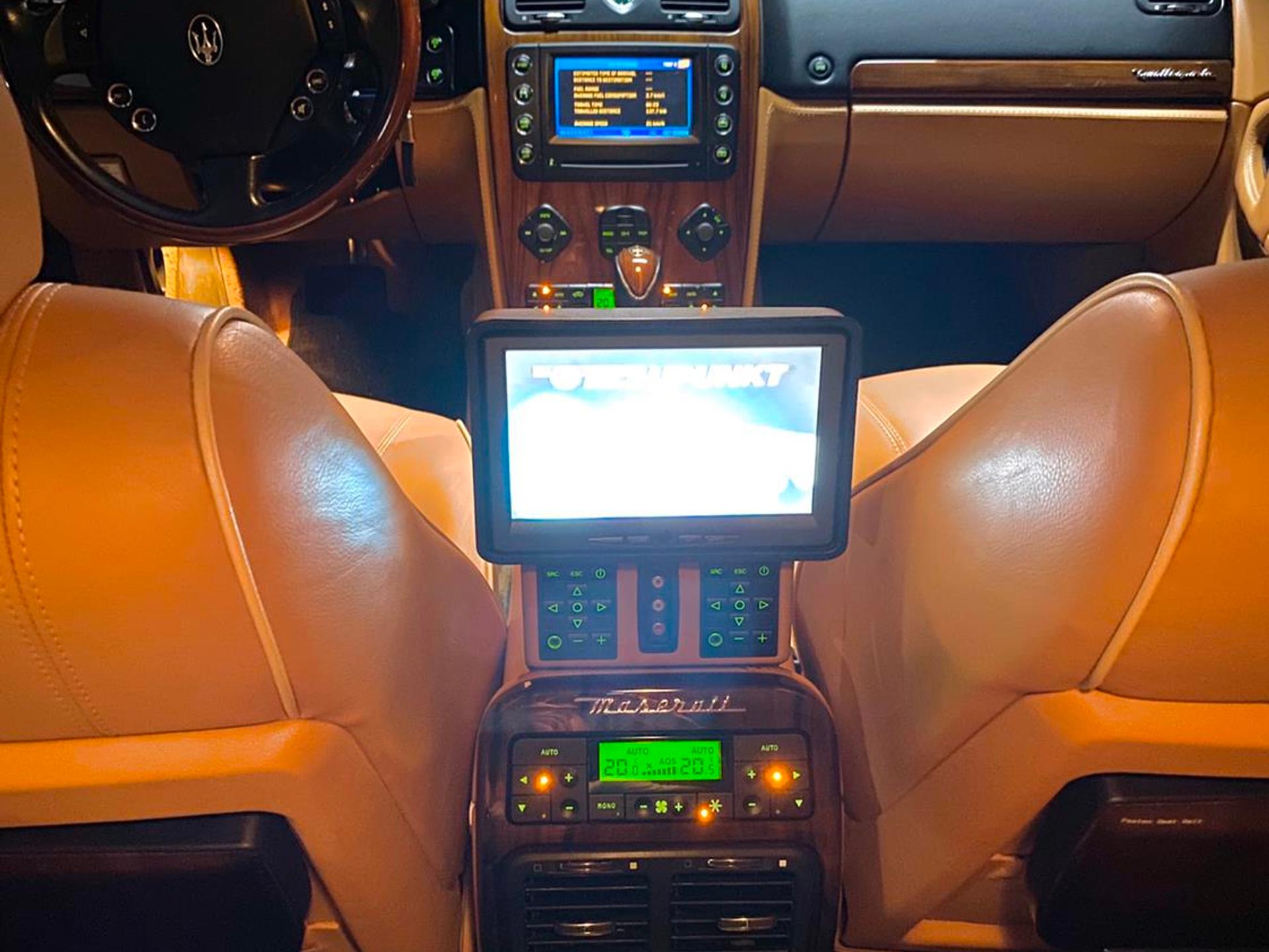 Maserati Quattroporte 4.2 Executive V8 32v Gasolina 4p Automatico Wmimagem22413472032