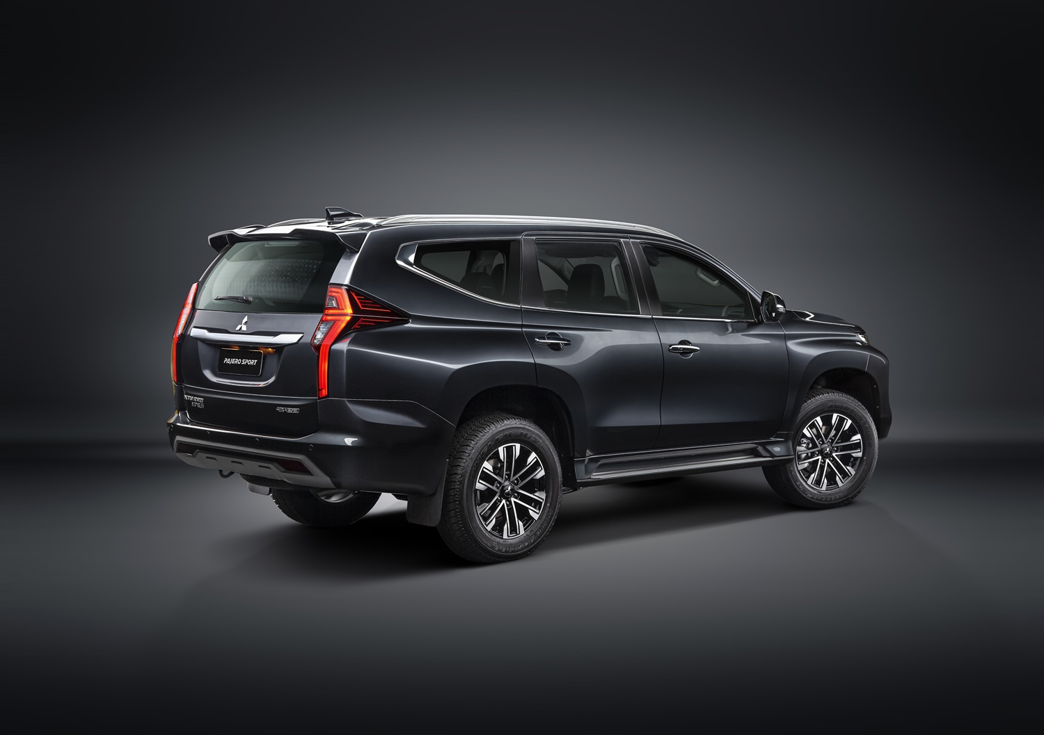Mitsubishi Pajero Sport 2021