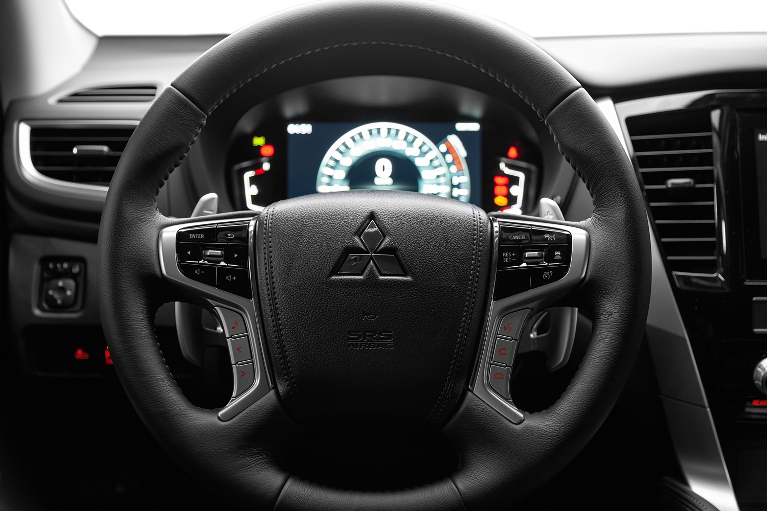 Mitsubishi Pajero Sport 2021 HPE-S