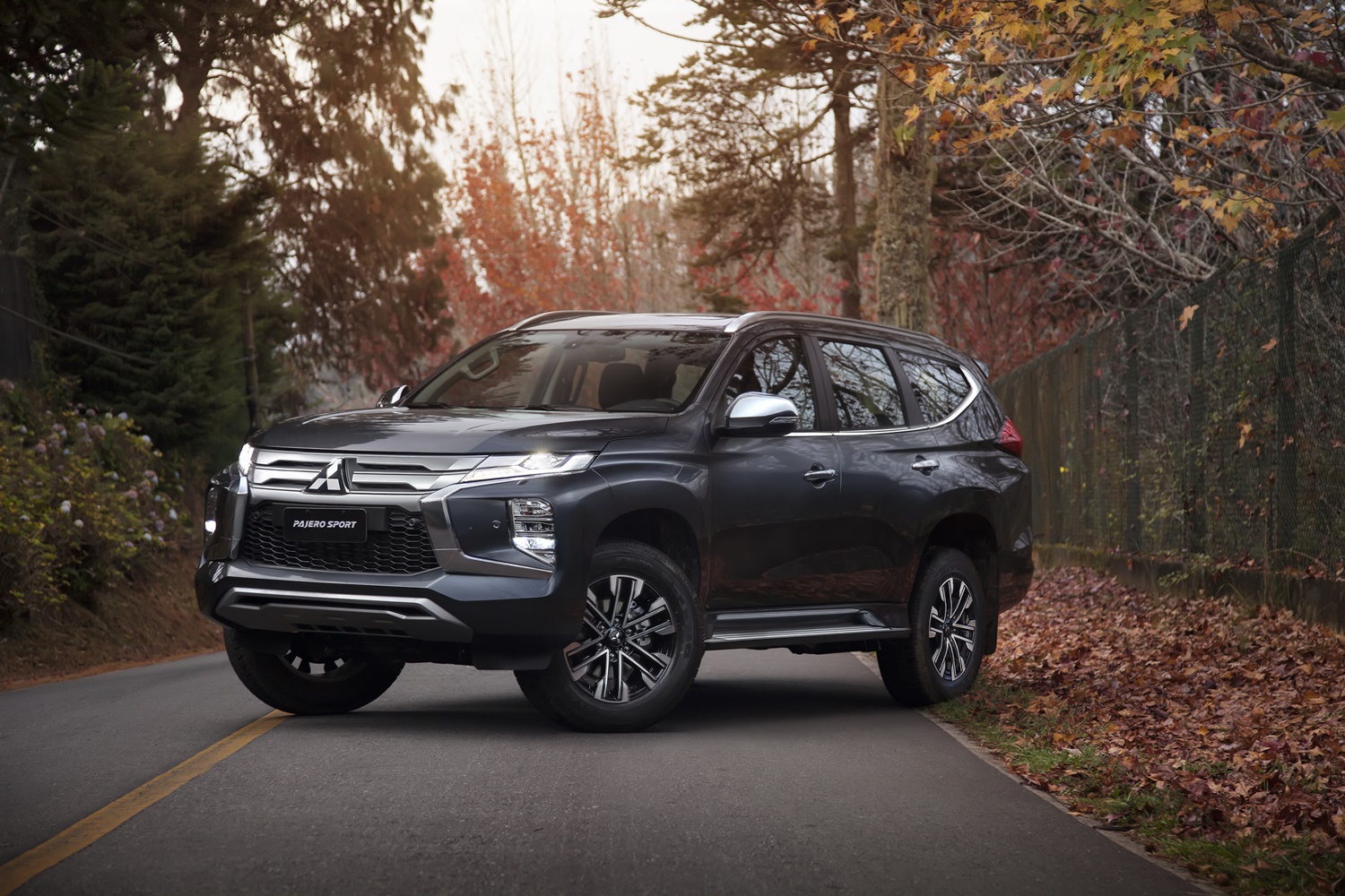 Mitsubishi Pajero Sport 2021 HPE-S