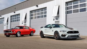 Mustang Mach 1 Clássico E Novo