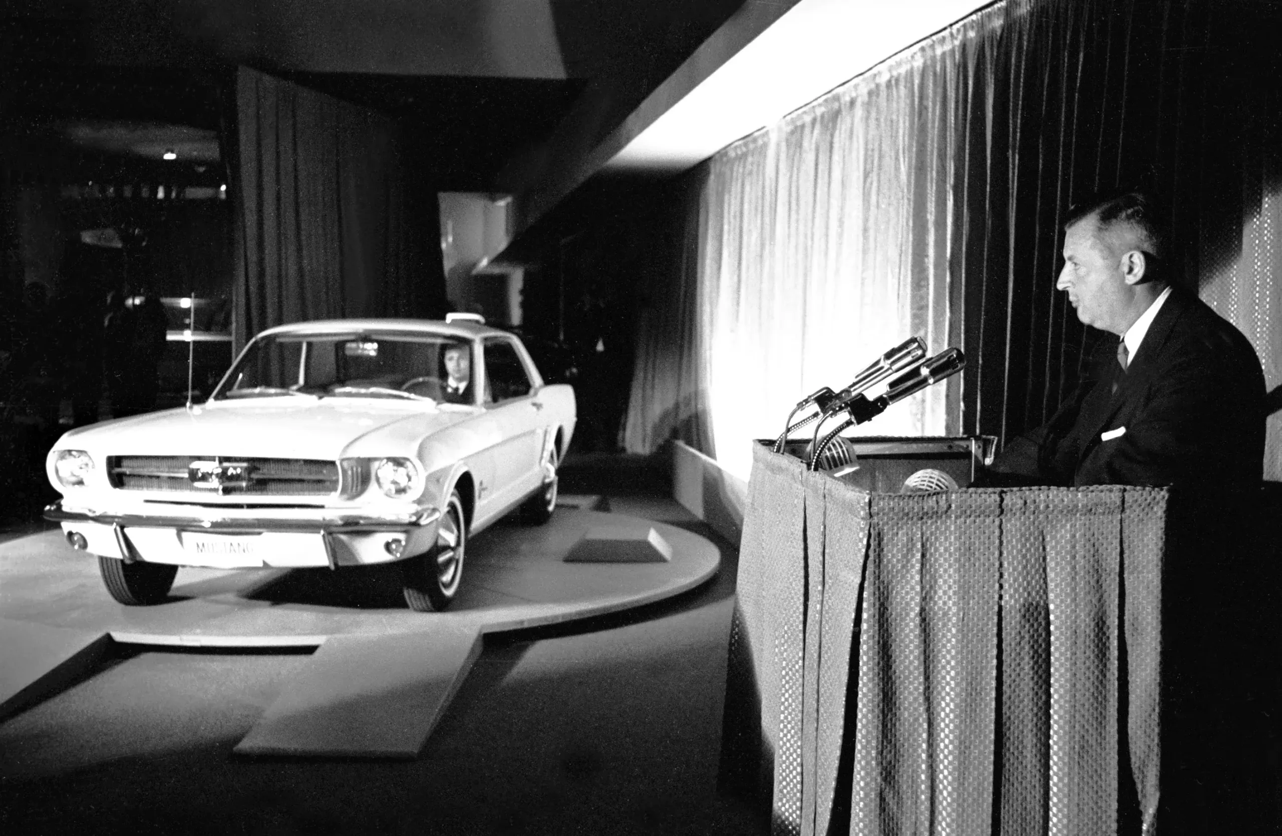 Ford Mustag 1964 1