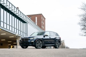 Bmw X5 M50i 91
