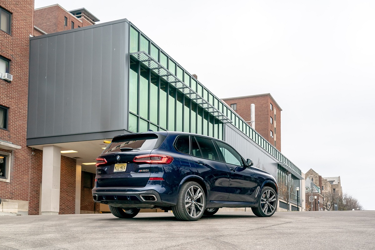 Bmw X5 M50i 52
