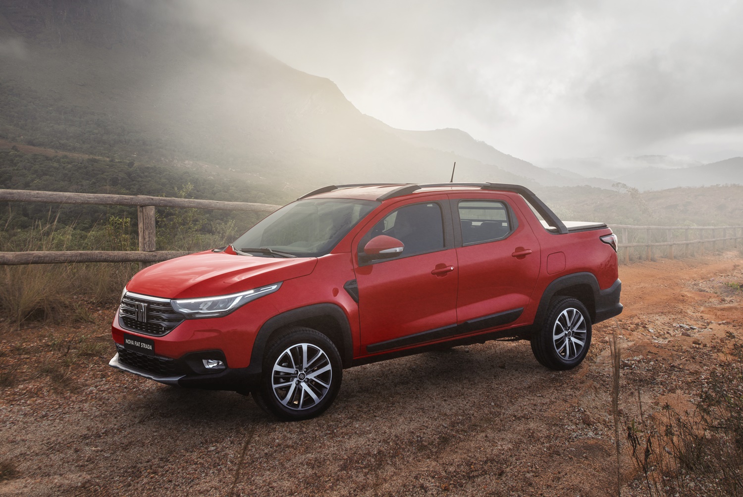 Fiat Strada Volcano CD 2021