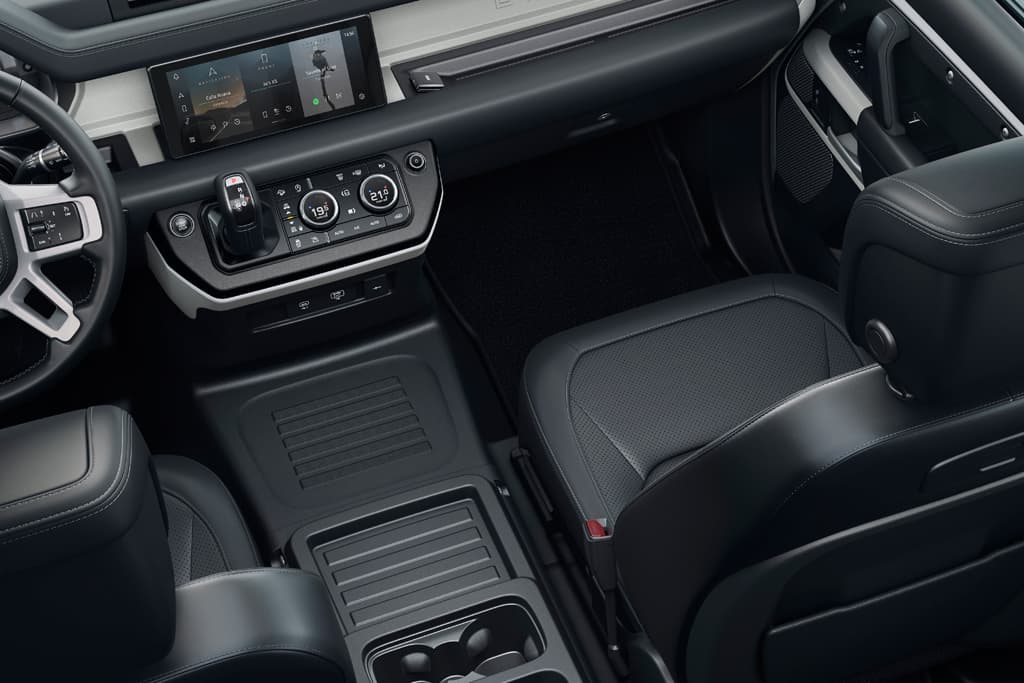 Land Rover Defender 2020