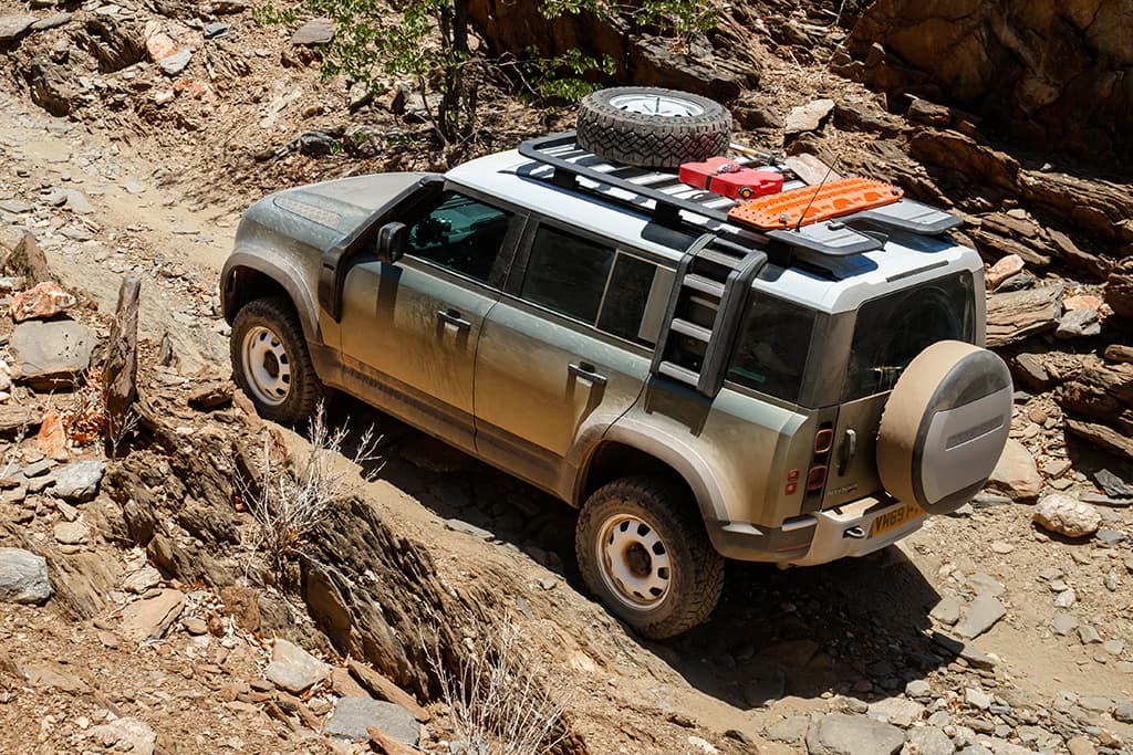 Land Rover Defender 2020