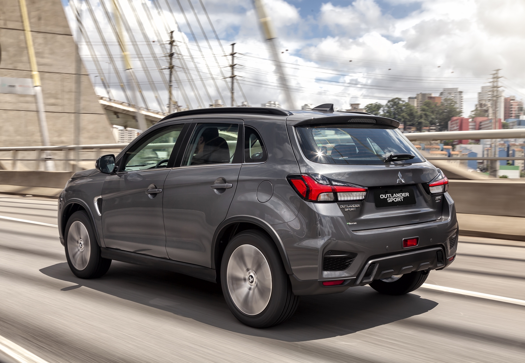 Mitsubishi Outlander Sport 2021
