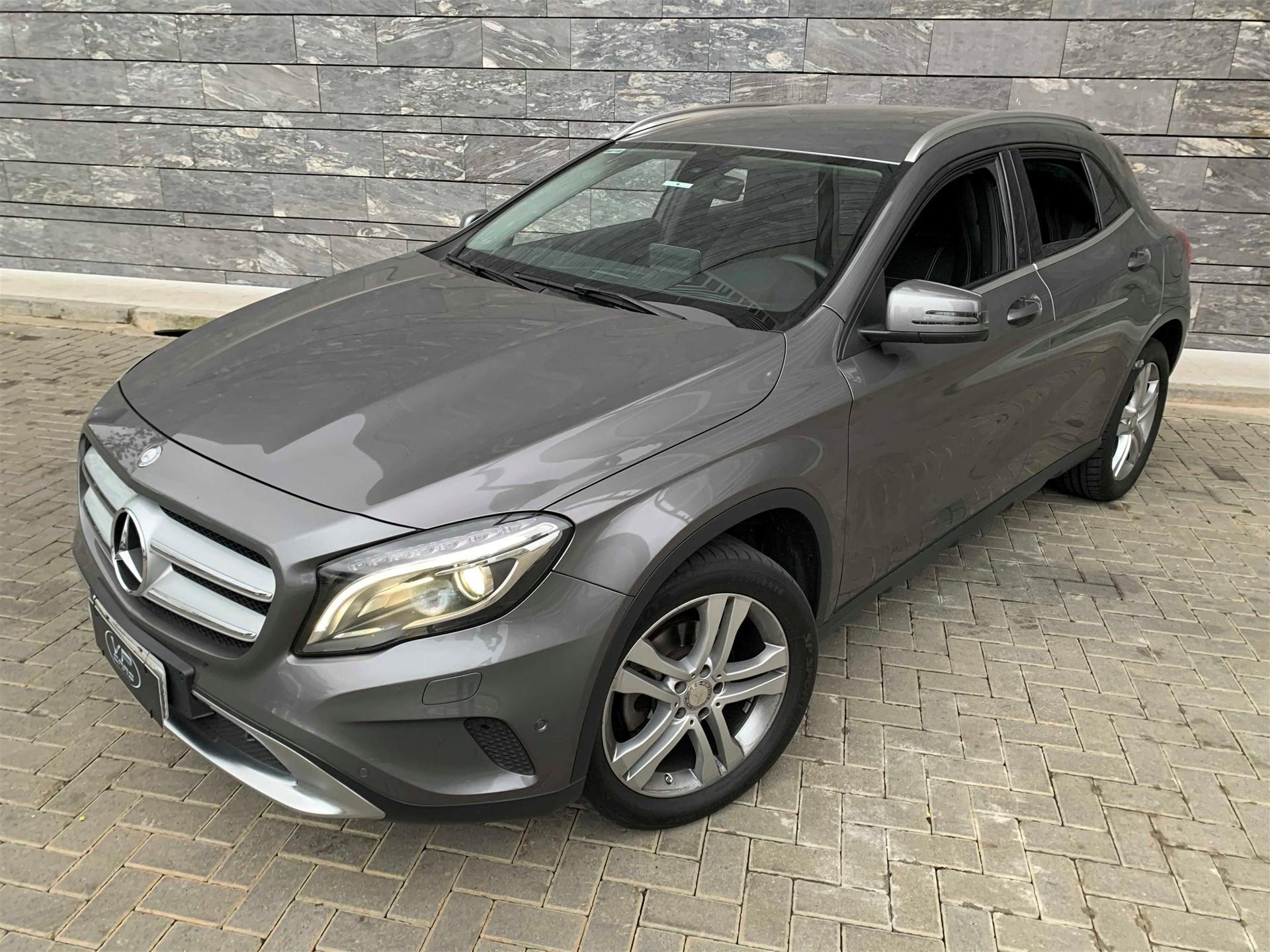 Mercedesbenz Gla 200 1.6 Cgi Advance 16v Turbo Flex 4p Automatico Wmimagem18031706915