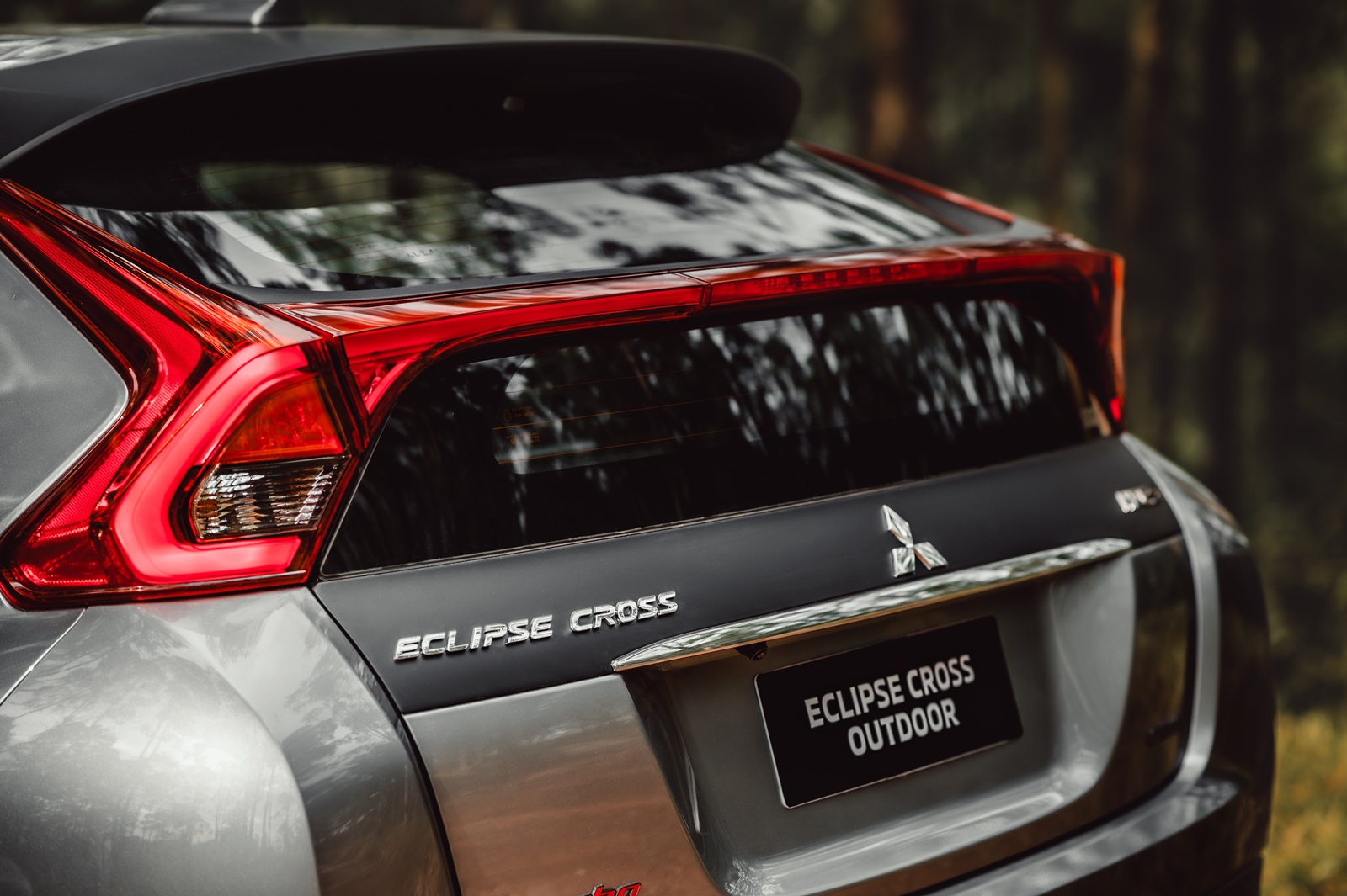 Mitsubishi Eclipse Cross Outdoor