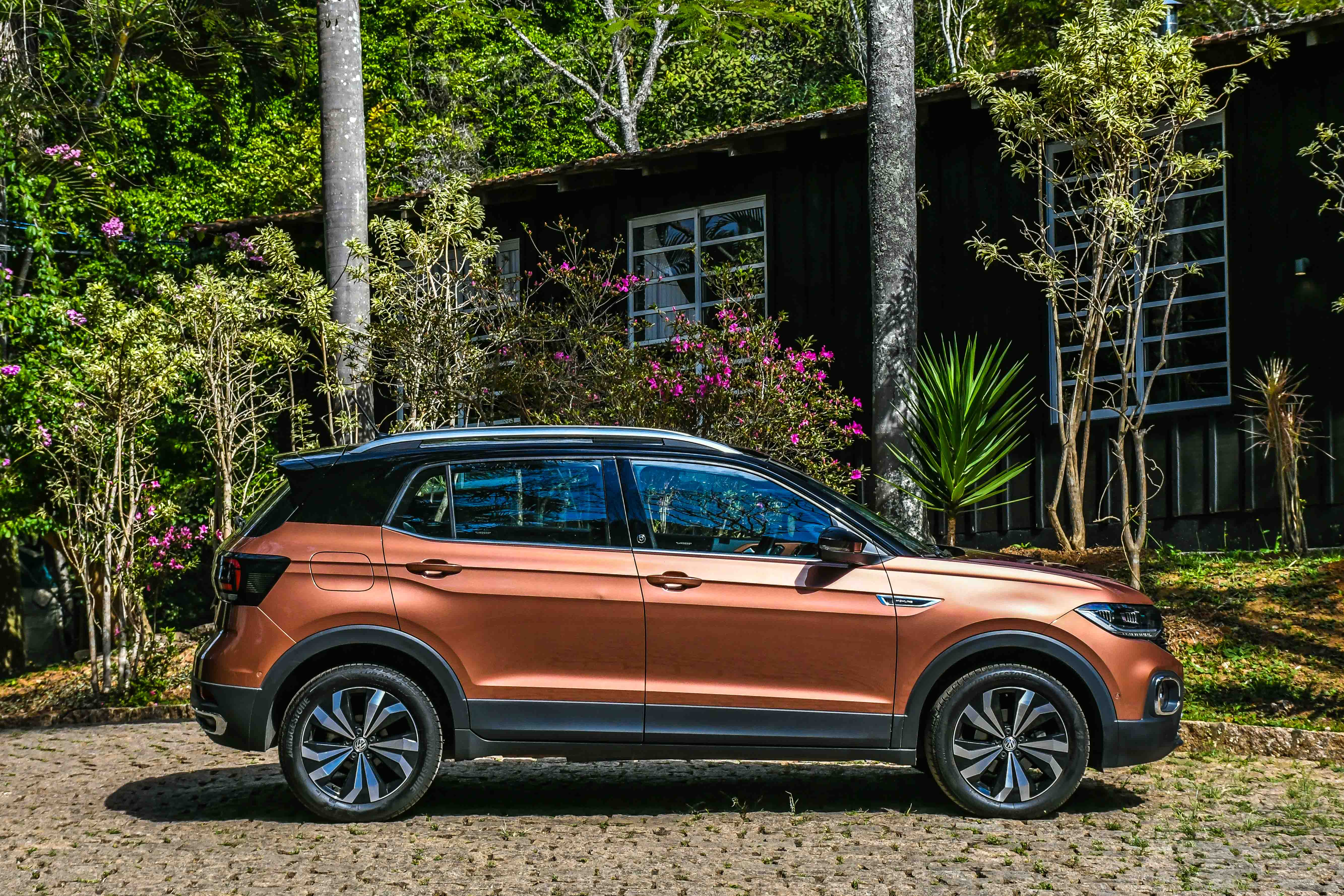 Volkswagen Nivus x T-Cross: embate familiar