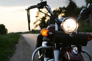 Cuidados com o farol da moto