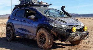 Honda Fit preparado para o off-road nos EUA