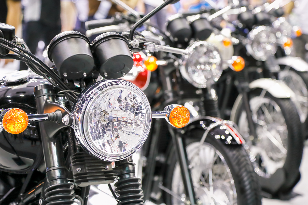Cuidados ao comprar uma moto seminova