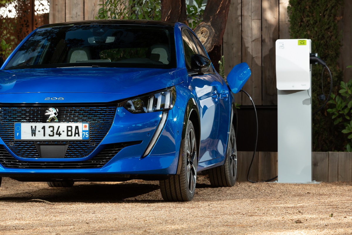 Peugeot 208 Gt elétrico