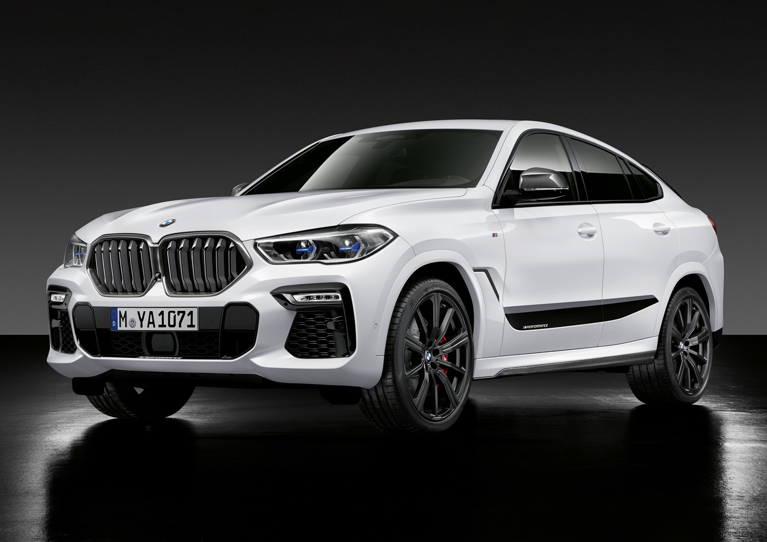 Novo BMW X6 M
