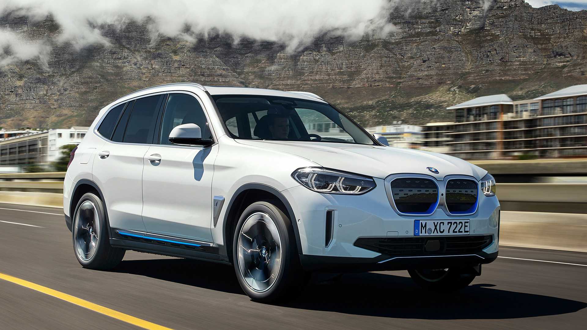 BMW IX3 2020