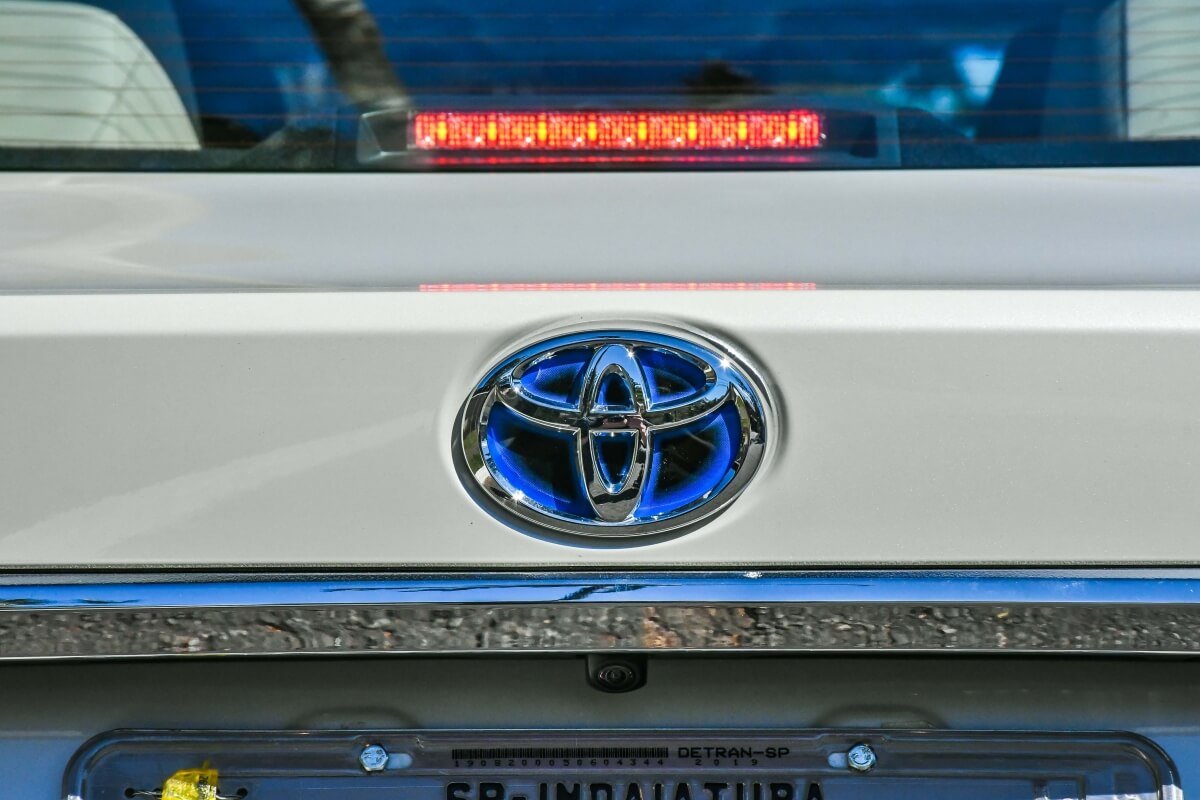 Toyota Corolla Altis Hybrid 5434