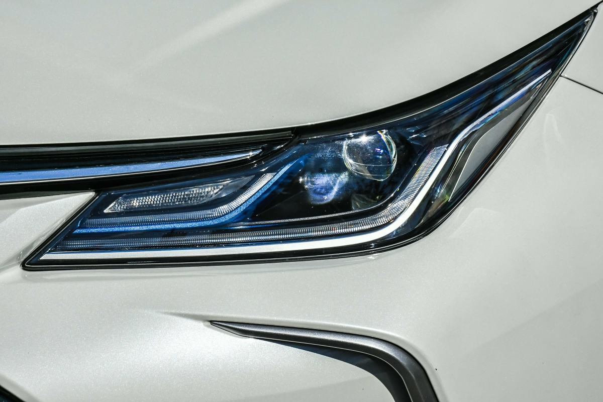 Toyota Corolla Altis Hybrid 5387