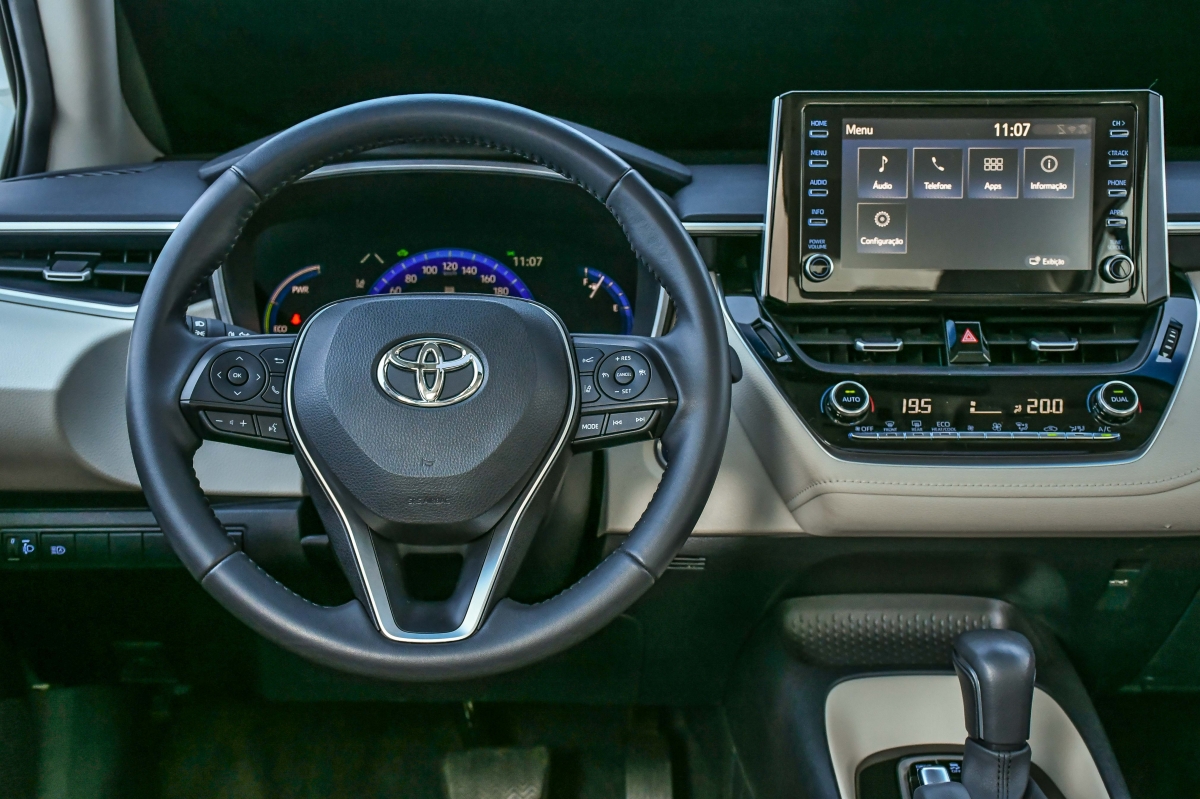 Toyota Corolla Altis Hybrid 5292