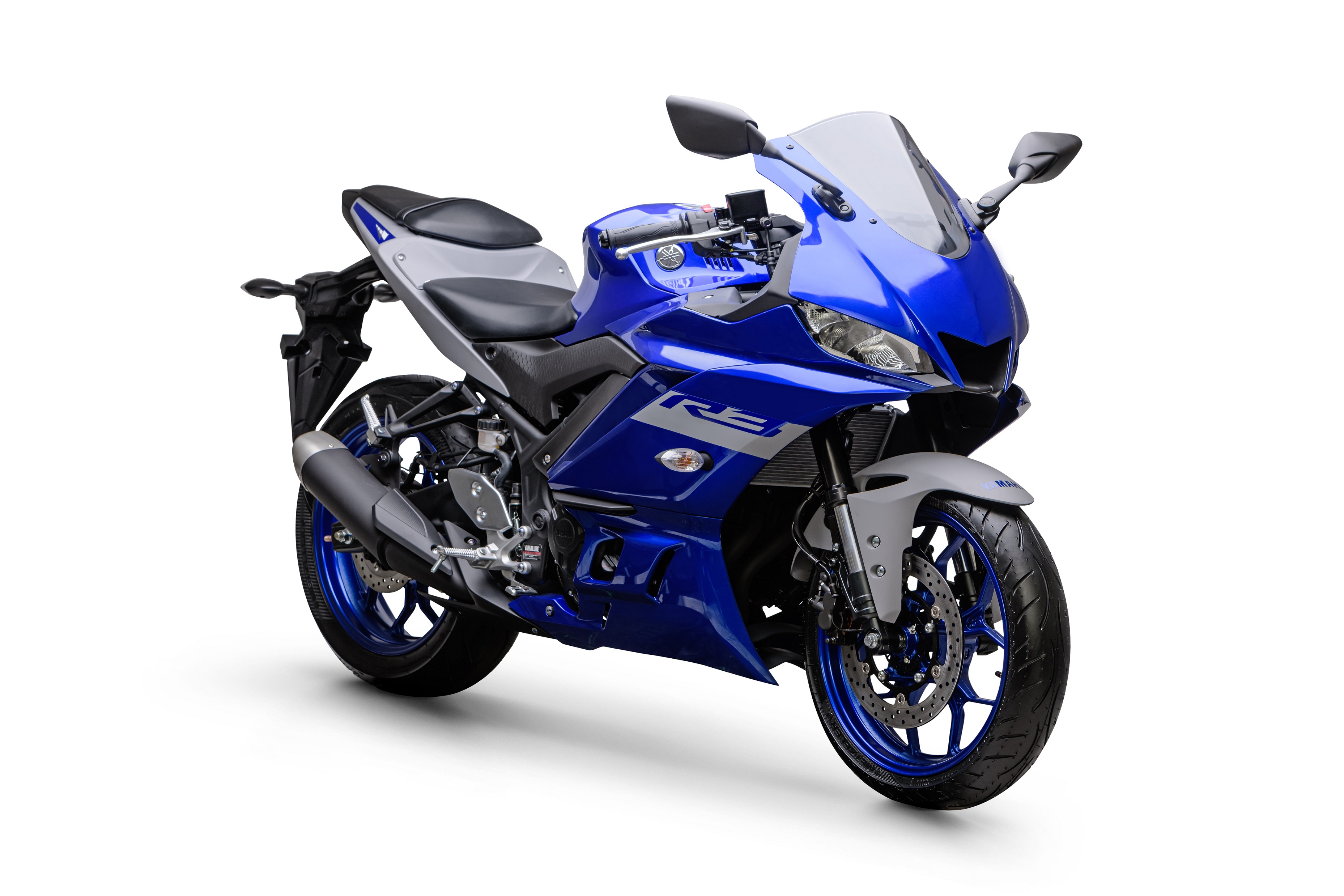 Yamaha R3 2