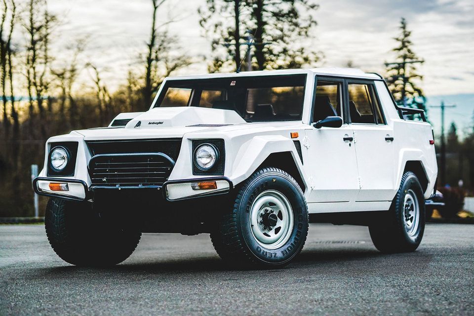 Lamborghini Lm002