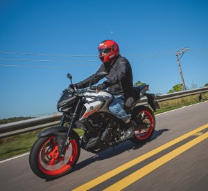 Yamaha MT 03 2021