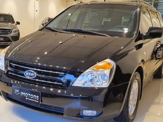 Kia Carnival 2011