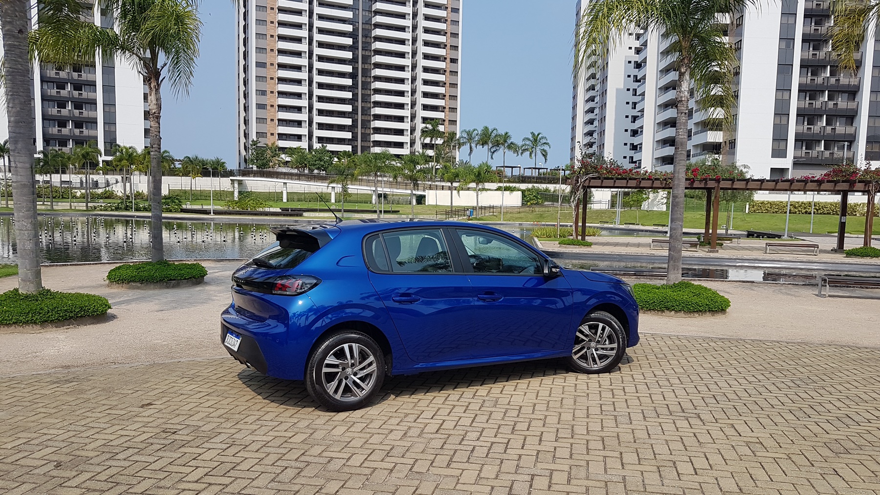Peugeot 208 Griffe 1.6 AT