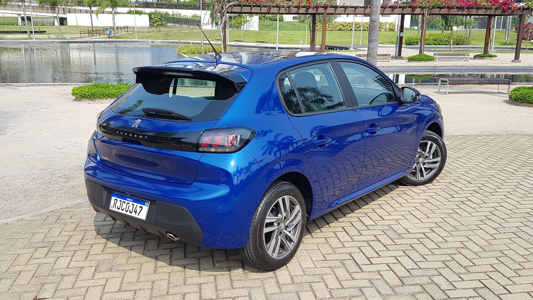Peugeot 208 Griffe 1.6 AT