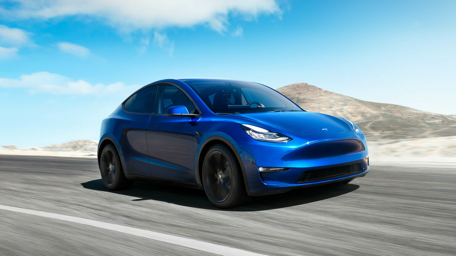 Tesla Model Y 4