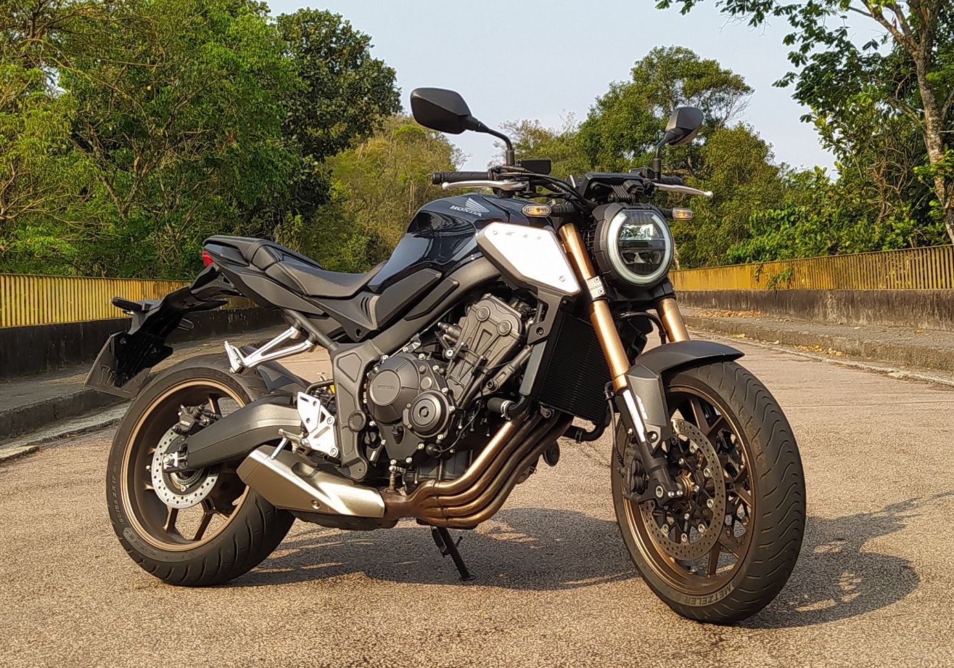 Honda CB 650R Neo Sports Café