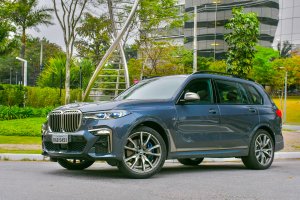 BMW X7 M50i
