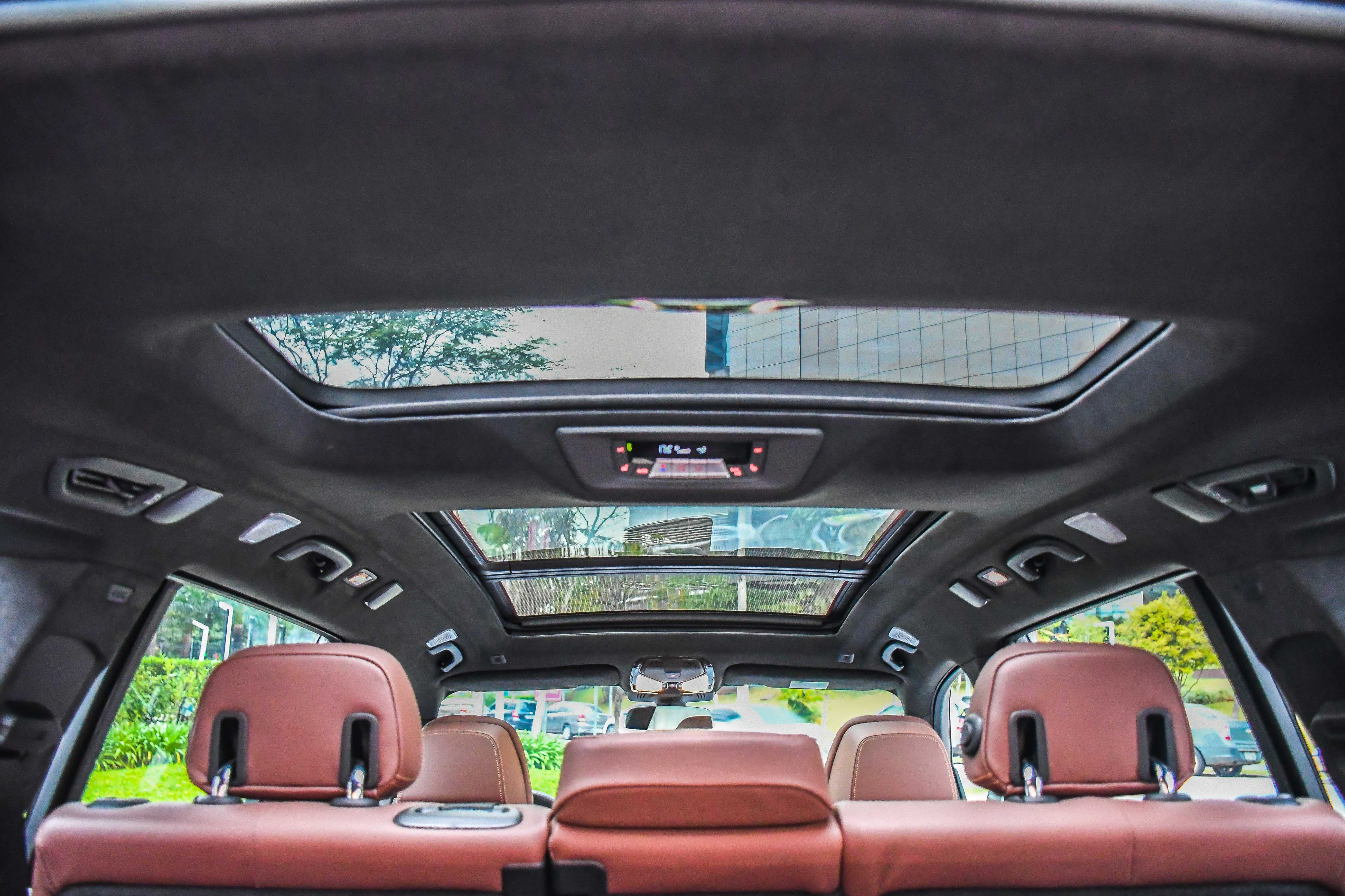 BMW X7 M50i