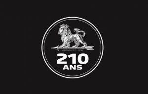 Peugeot 210 Anos