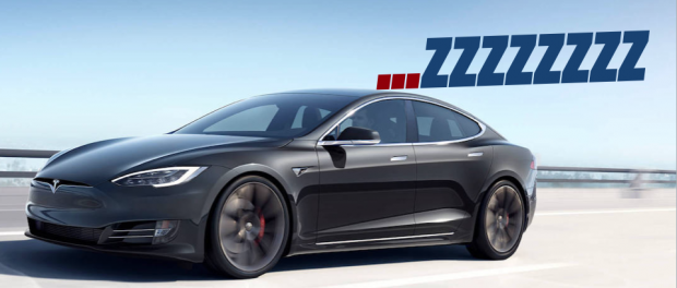 Motorista dorme com Tesla no automático a 150 km/h
