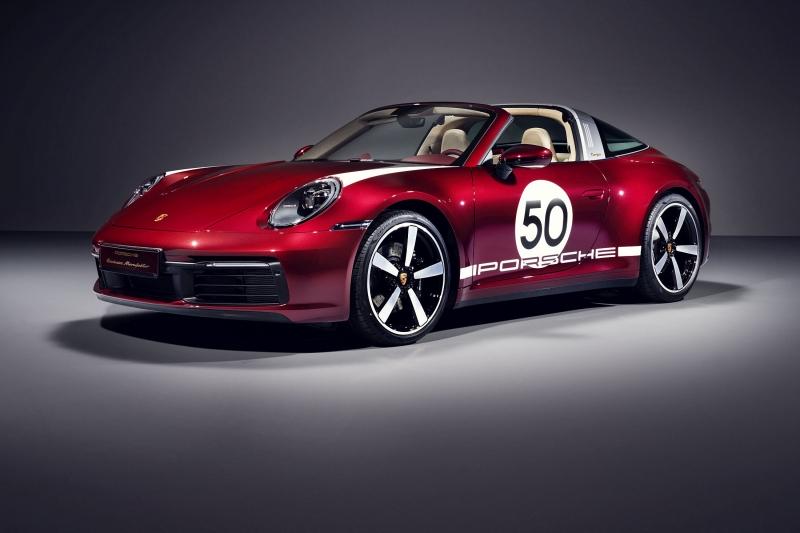 Ibra comprou um belíssimo Porsche 911 Targa 4S Heritage Design