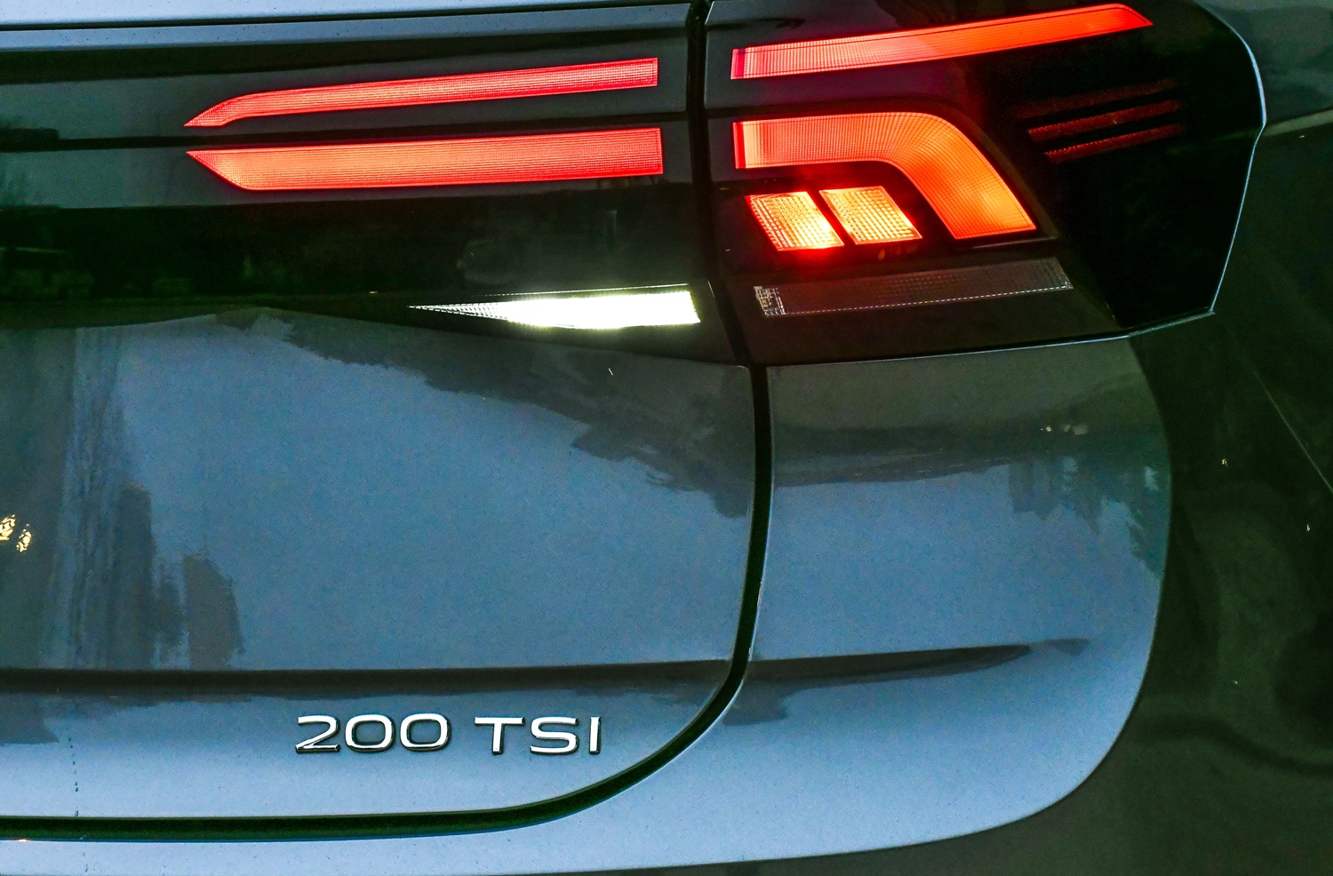 Volkswagen Nivus Comfortline 200TSI