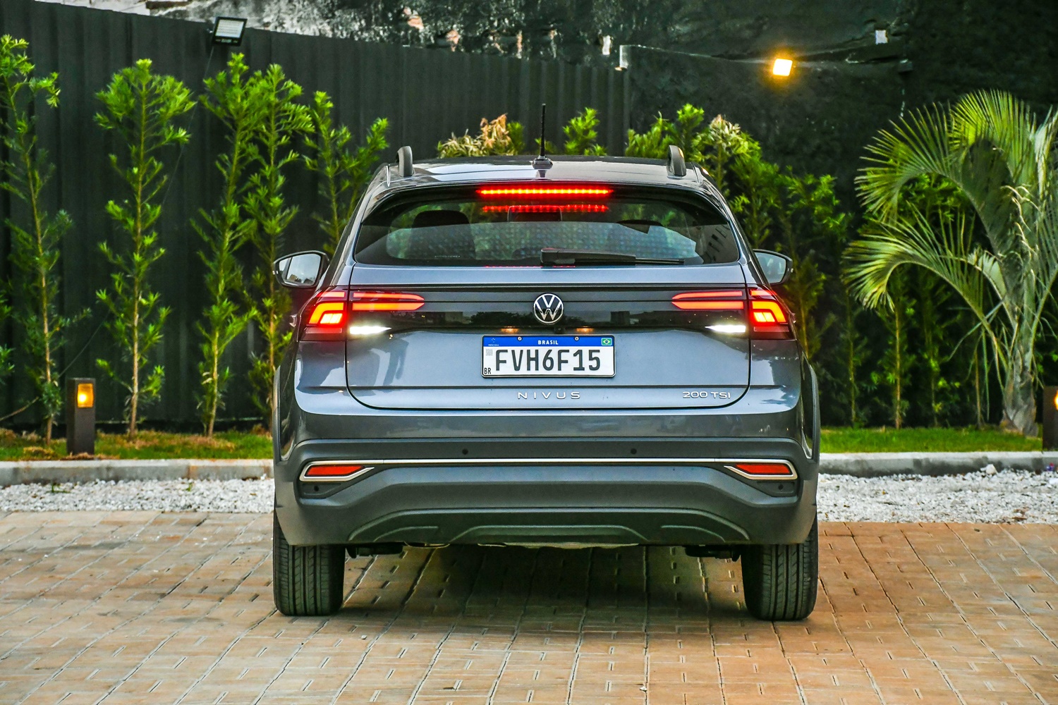 Volkswagen Nivus Comfortline 200TSI