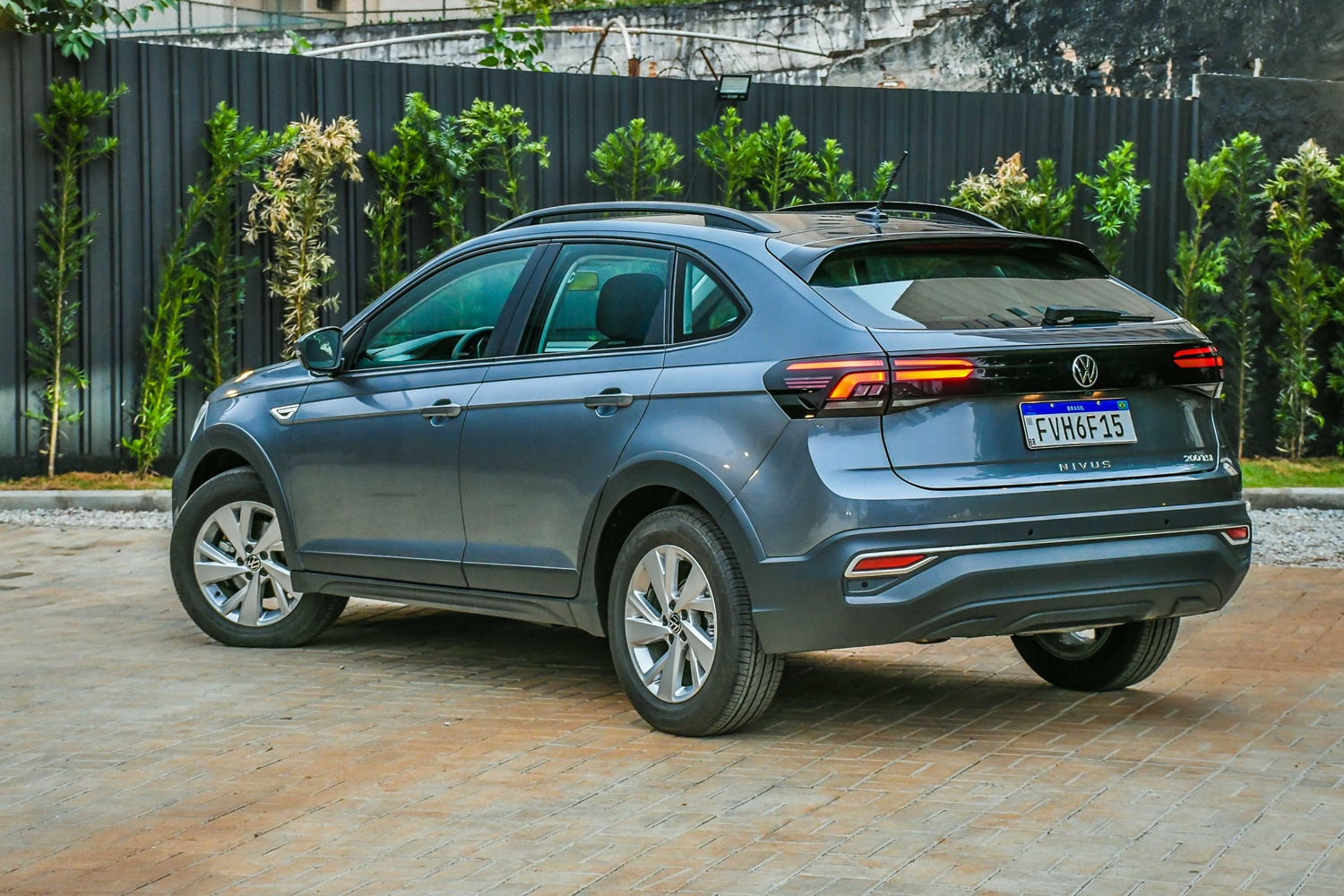 Volkswagen Nivus Comfortline 200TSI